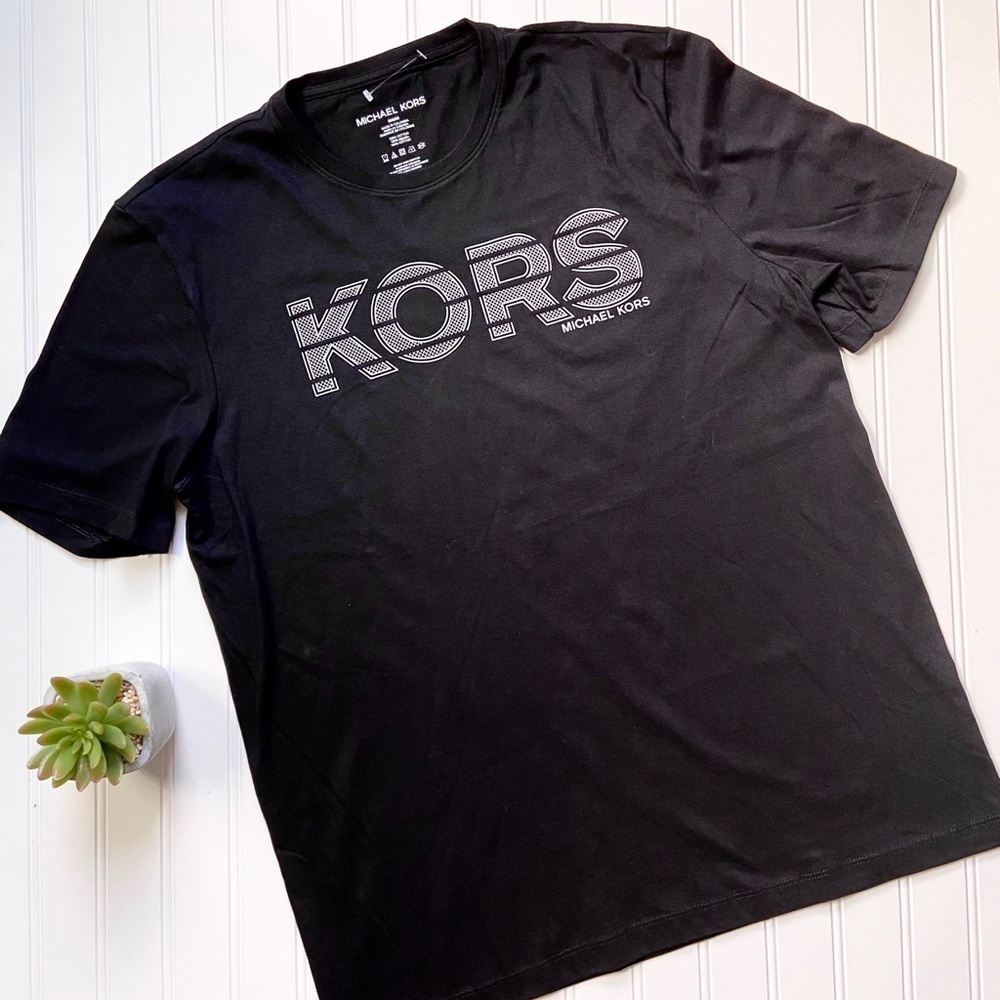 •Michael Kors• textured logo tee